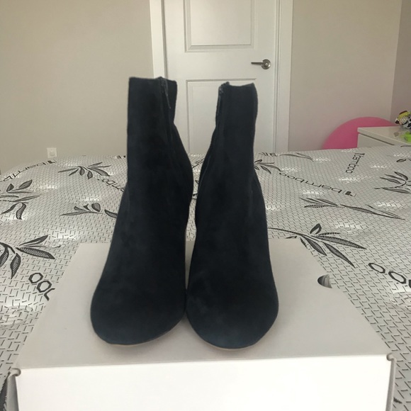 Ankle boots - Picture 2 of 3